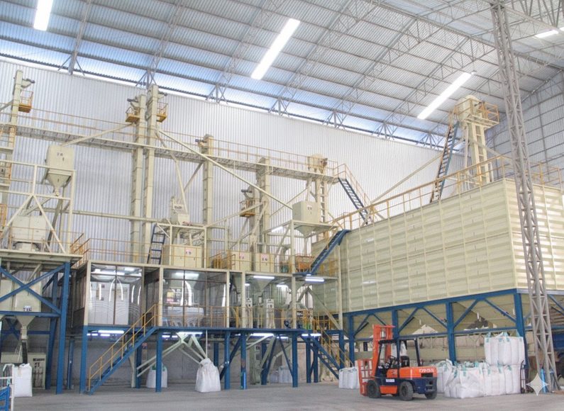 โรงงานผลิตข้าว